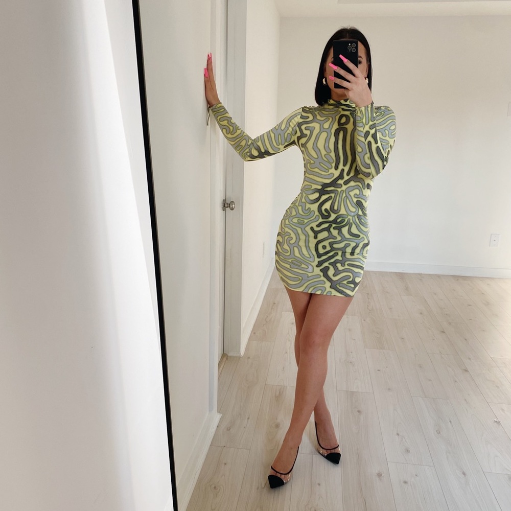 FASHION NOVA MINI DRESS - Picture 5 of 5